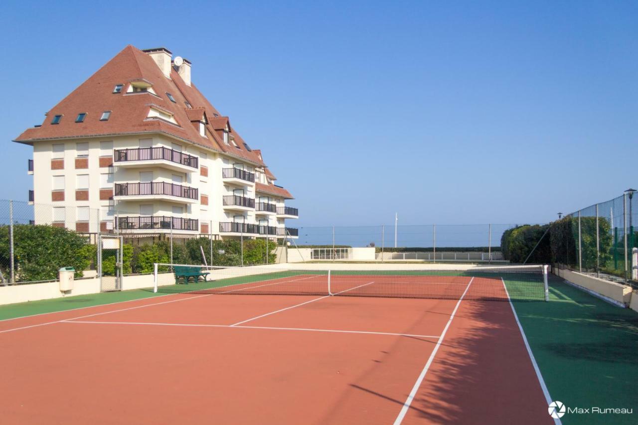 Moderne Acces Plage, Piscine Et Tennis